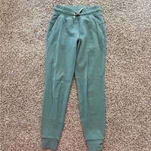 Lululemon Women’s joggers